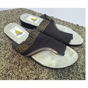 San Miguel Mexico brown leather sandals slip on low wedge lightweight womens 9